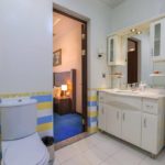 سرویس بهداشتی و حمام اتاق های هتل آناتولیا باکو