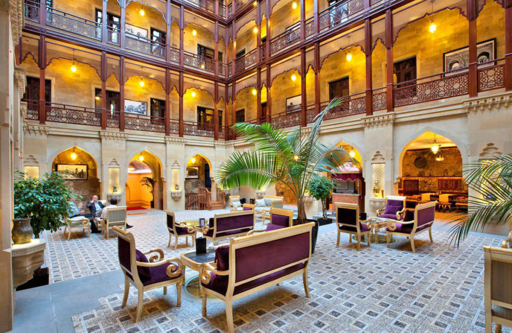 لابی هتل شاه پالاس باکو