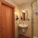 حمام در اتاق های هتل توریست باکو