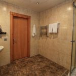 حمام در اتاق های هتل توریست باکو
