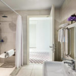 سرویس بهداشتی و حمام اتاق های هتل بولوارد باکو
