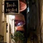 تصویری از تابلوی هتل جیره باکو