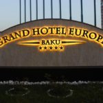 تابلوی هتل گرند یوروپ باکو