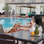 استخر روباز در هتل رویال گاردن باکو