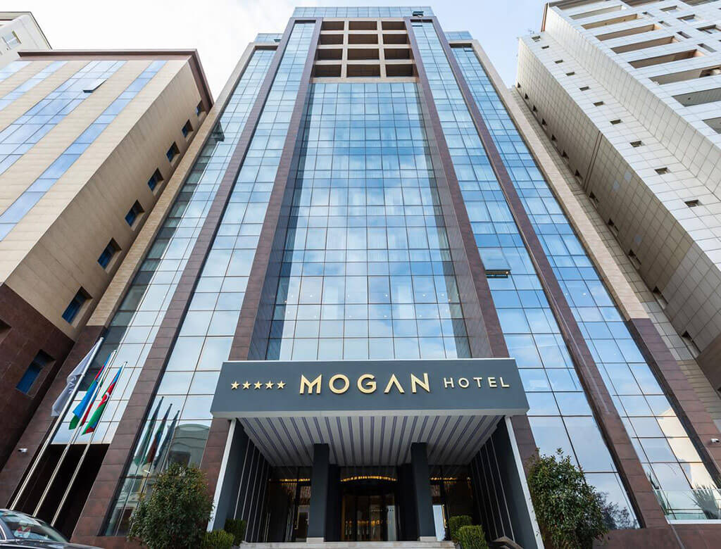 تصویری از ساختمان هتل موگان باکو