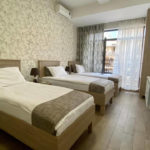 اتاق سه تخته هتل نظامی استریت باکو