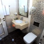 سرویس بهداشتی و حمام هتل اپرا باکو