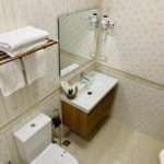 سرویس بهداشتی اتاق های هتل کلاور باکو