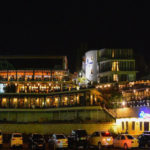 تصویری از هتل ریویرا باکو در شب