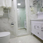 سرویس بهداشتی اتاق های هتل روسل باکو