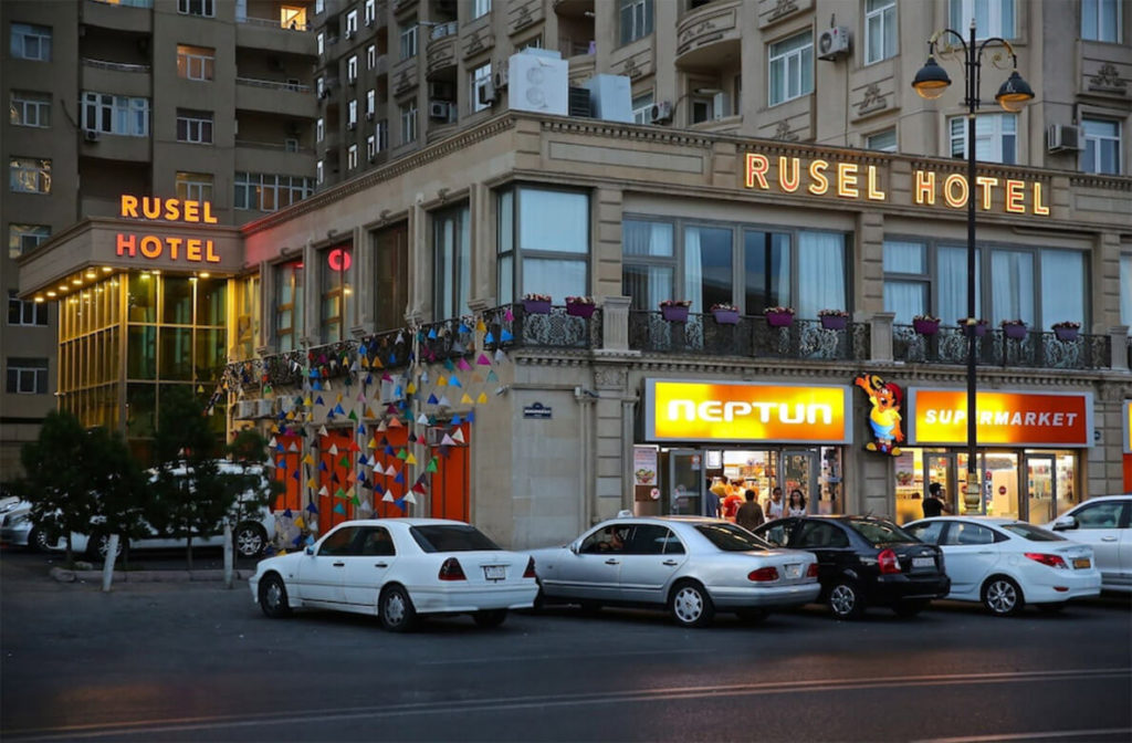 ساختمان هتل روسل باکو