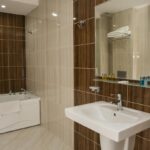 سرویس بهداشتی اتاق های هتل آزالیا باکو