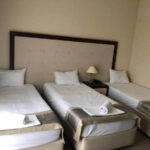اتاق سه تخته هتل بلک مونت باکو