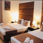 اتاق سه تخته هتل سیتی این بوتیک باکو