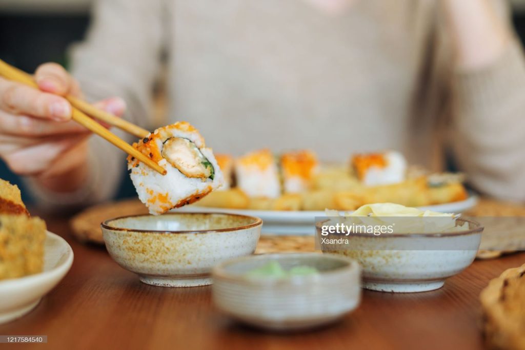 تصویری از سوشی در رستوران های ژاپن