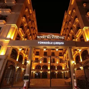 رویال پالاس (Royal palas)