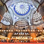 تصویری از داخل مسجد سلطان احمد استانبول