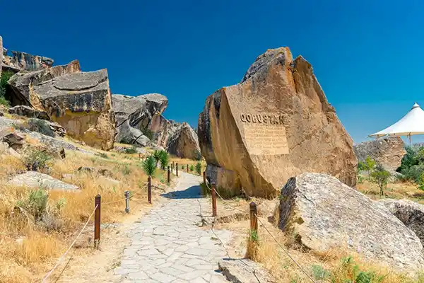 Gobustan National Park موزه ملی قوبوستان