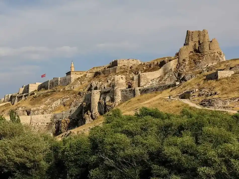 تور وان از خوی