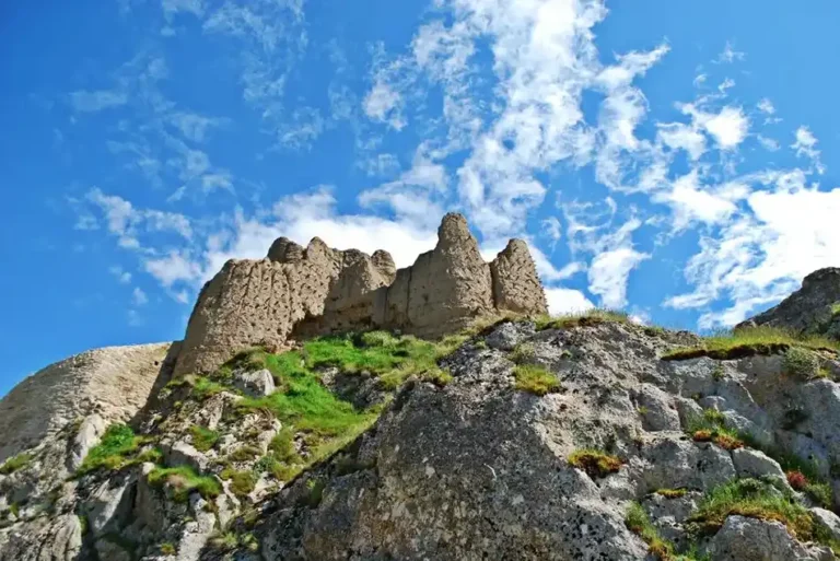 بهترین زمان برای رزرو تور وان چه زمانی است؟