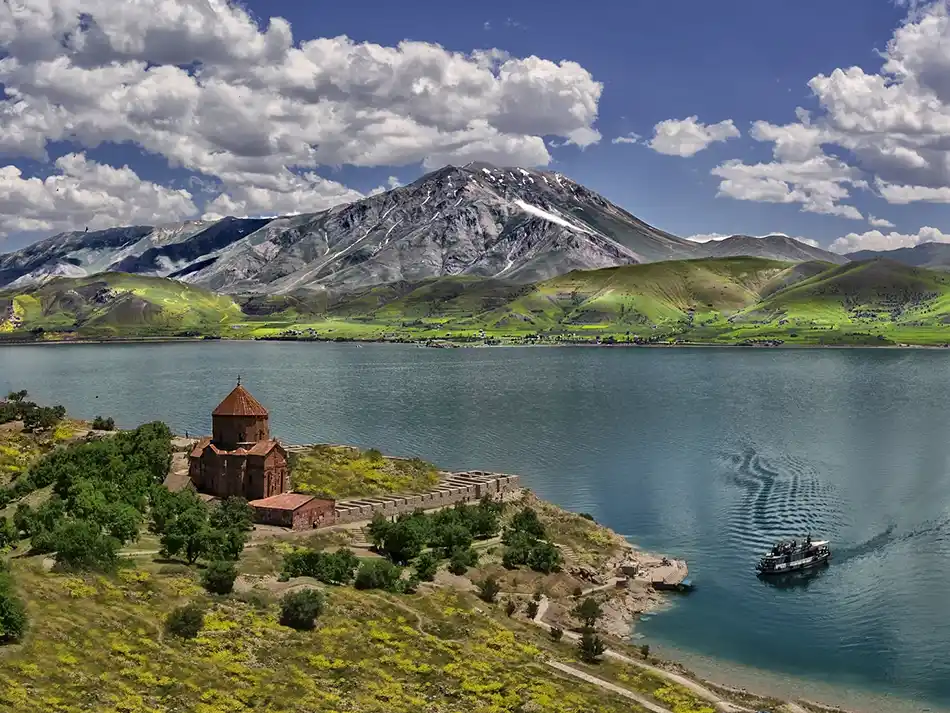 تور وان از تبریز